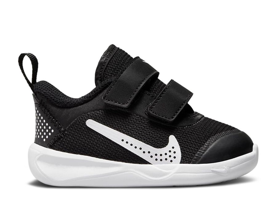 

Кроссовки Nike Omni Multi-Court Td 'Black White', черный