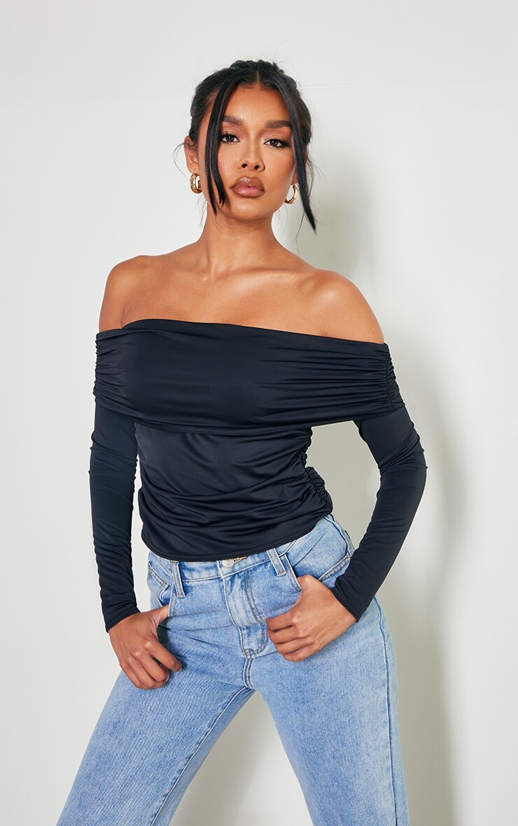 

PrettyLittleThing Черный облегающий топ с открытыми плечами и длинными рукавами со сборками
