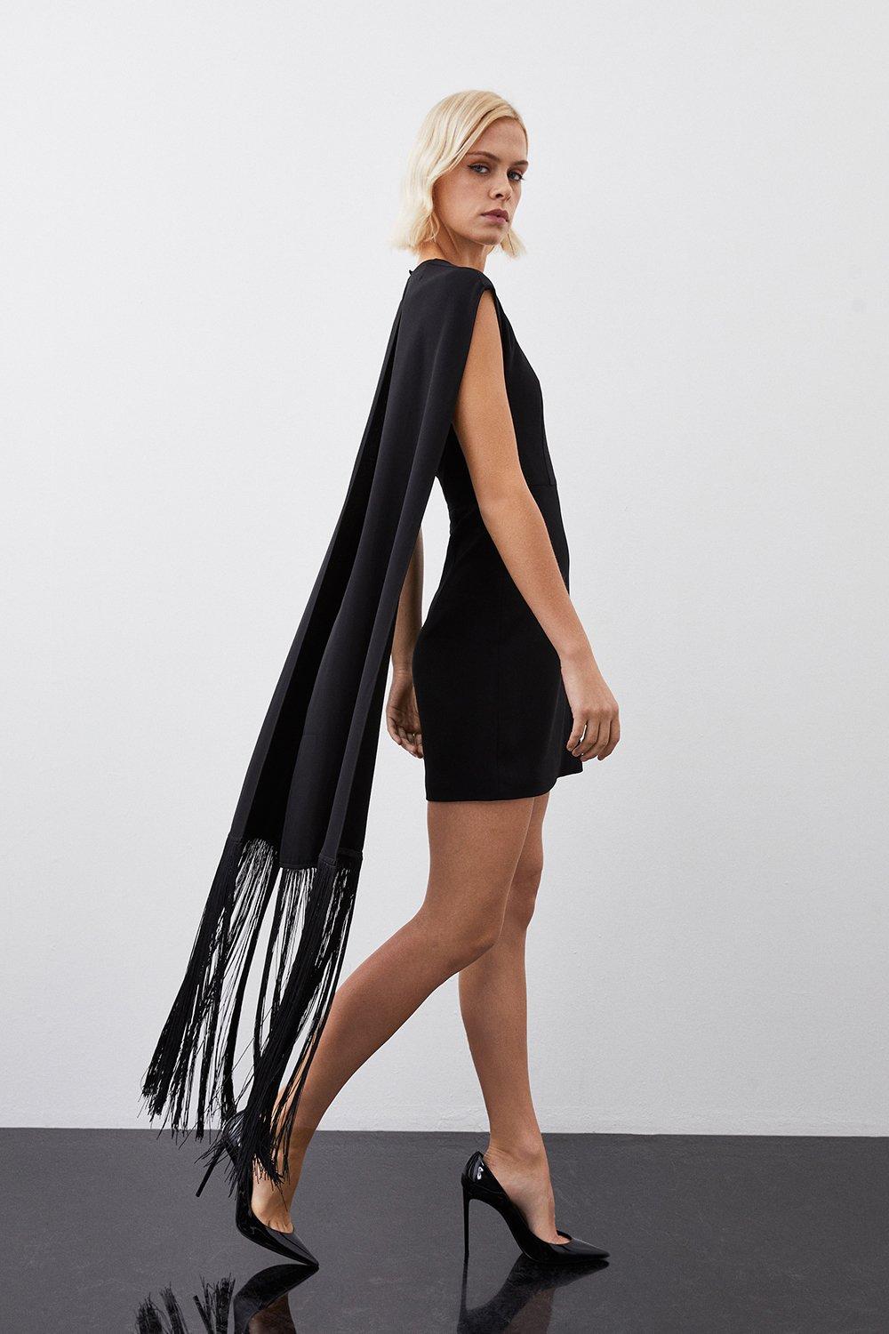 Тканое мини-платье Petite с бахромой и кейпом Karen Millen, черный цена и фото