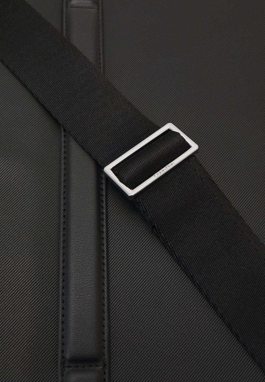 

Сумка для ноутбука LAPTOP BAG UNISEX Calvin Klein, черный