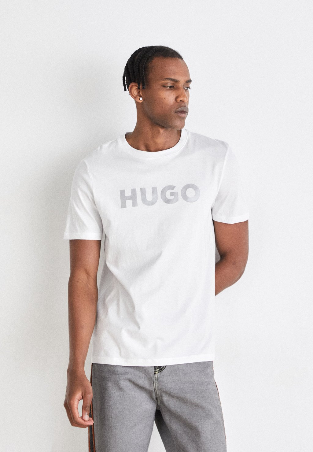 Футболка с принтом Dulivio HUGO, белый бежевая свободная футболка унисекс hugo dulivio hugo red