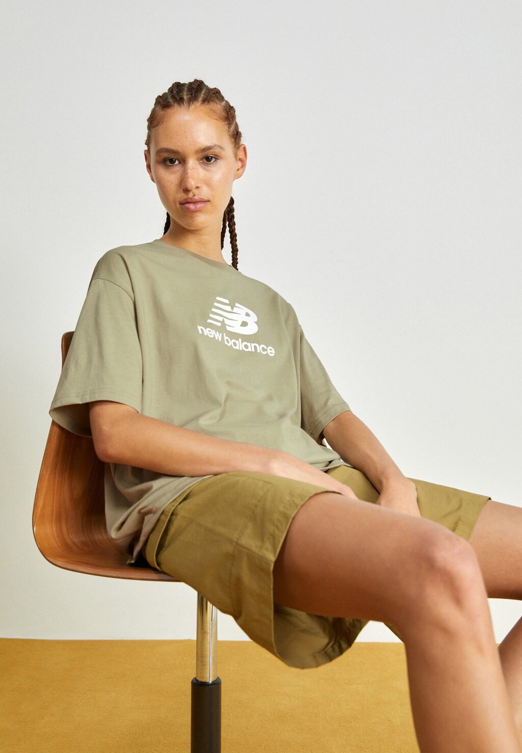 

Футболка с принтом New Balance