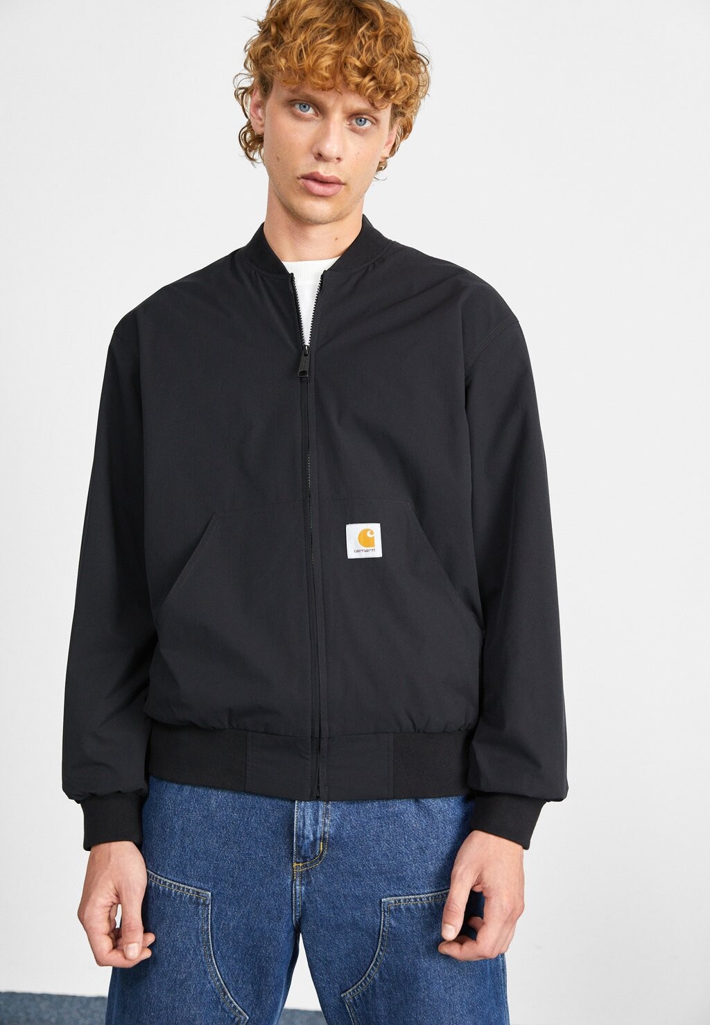 

Ветровка Carhartt WIP ACTIVE, черный