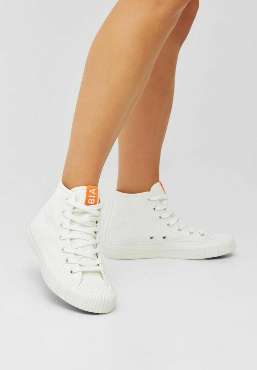 

Высокие кроссовки Bianco