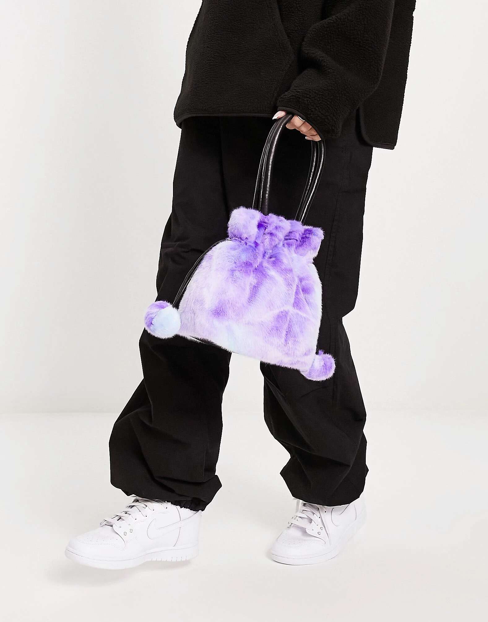Маленькая фиолетовая сумка из искусственного меха Jayley