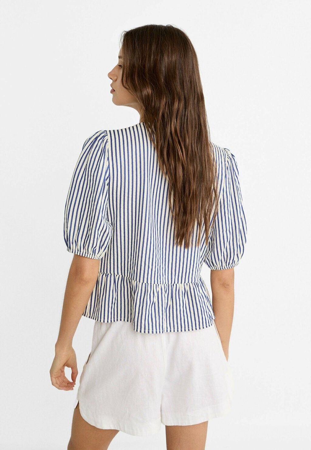 

Блуза STRIPED SHORT SLEEVE WITH TIES Stradivarius, синий