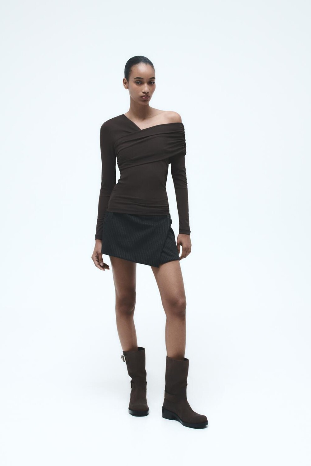 

Топ с открытыми плечами ZARA, темно коричневый