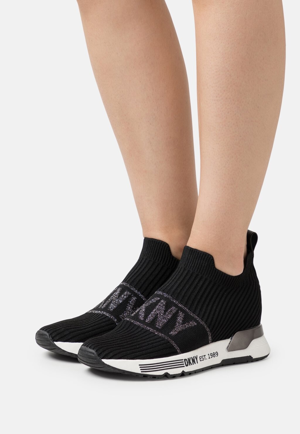 

Кроссовки DKNY NANDI, цвет black/dark gunmetal, Черный