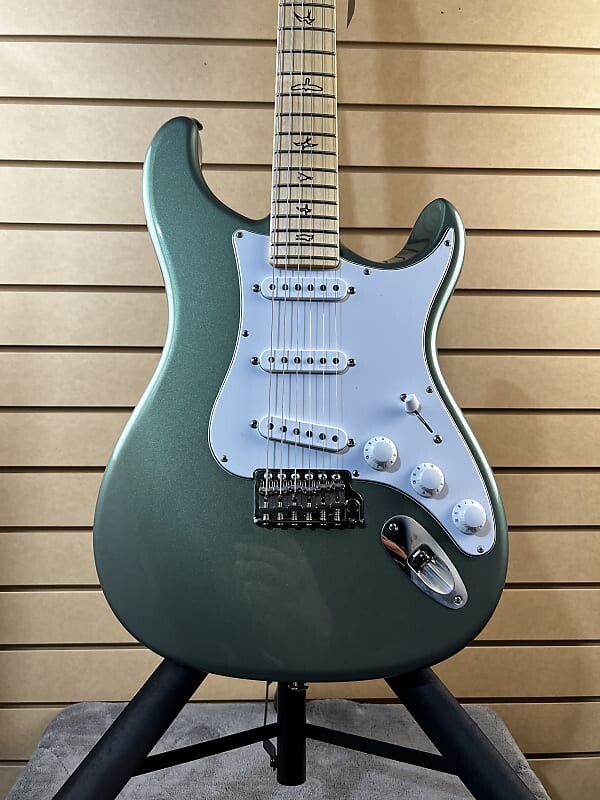 

Электрогитара PRS Silver Sky Electric Guitar - Orion Green w/Gig Bag & PLEK*D #645