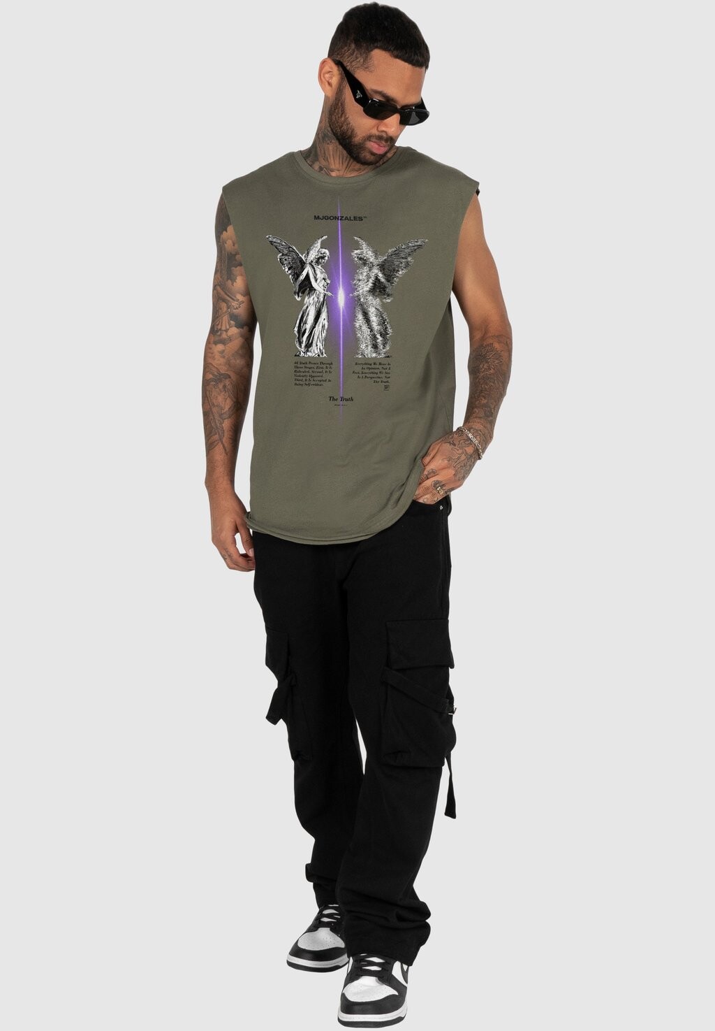

Топ THE TRUTH SLEEVELESS MJ Gonzales, оливковый