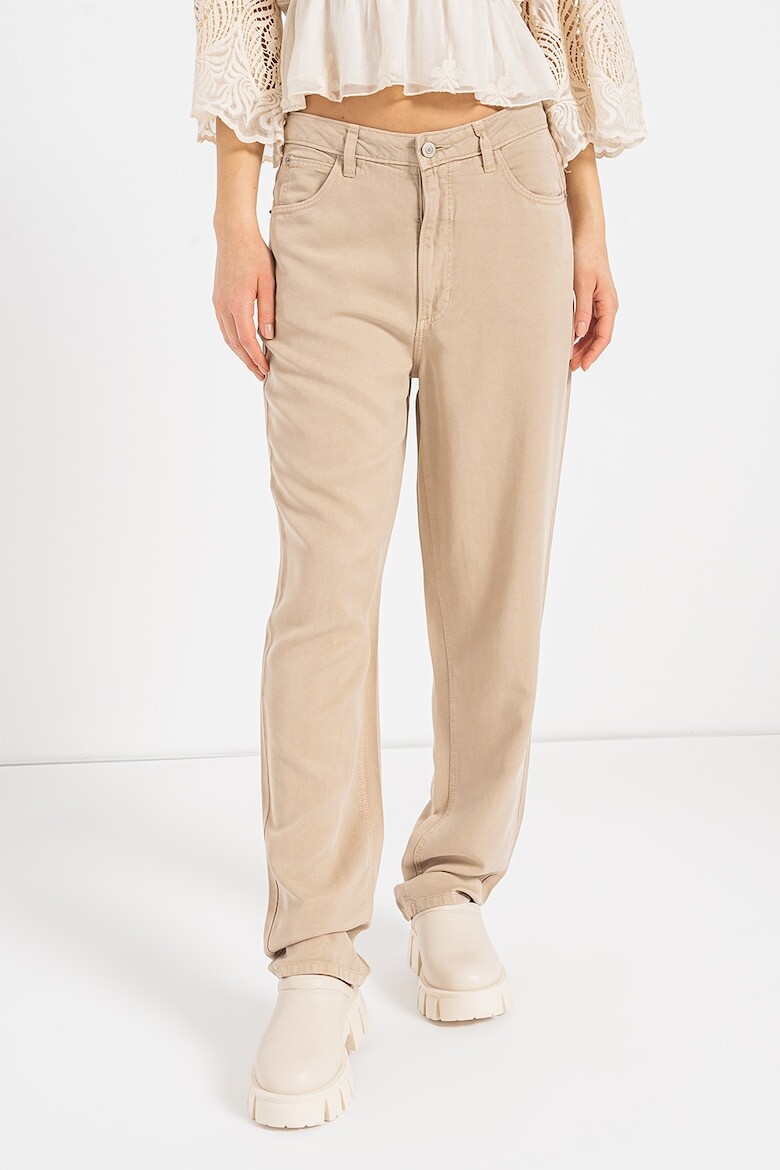 

Брюки Mom Fit из лиоцелла Guess, коричневый