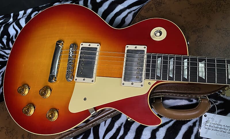 

Электрогитара Brand NEW ! 2023 Gibson Custom Shop '58 Les Paul Standard Washed Cherry - Murphy Lab - Ultra Light Aged - Authorized Dealer - 8.7lbs - G01800