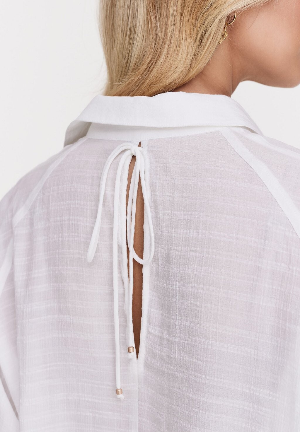 

Блузка на пуговицах READY TO WEAR Taranko, белый