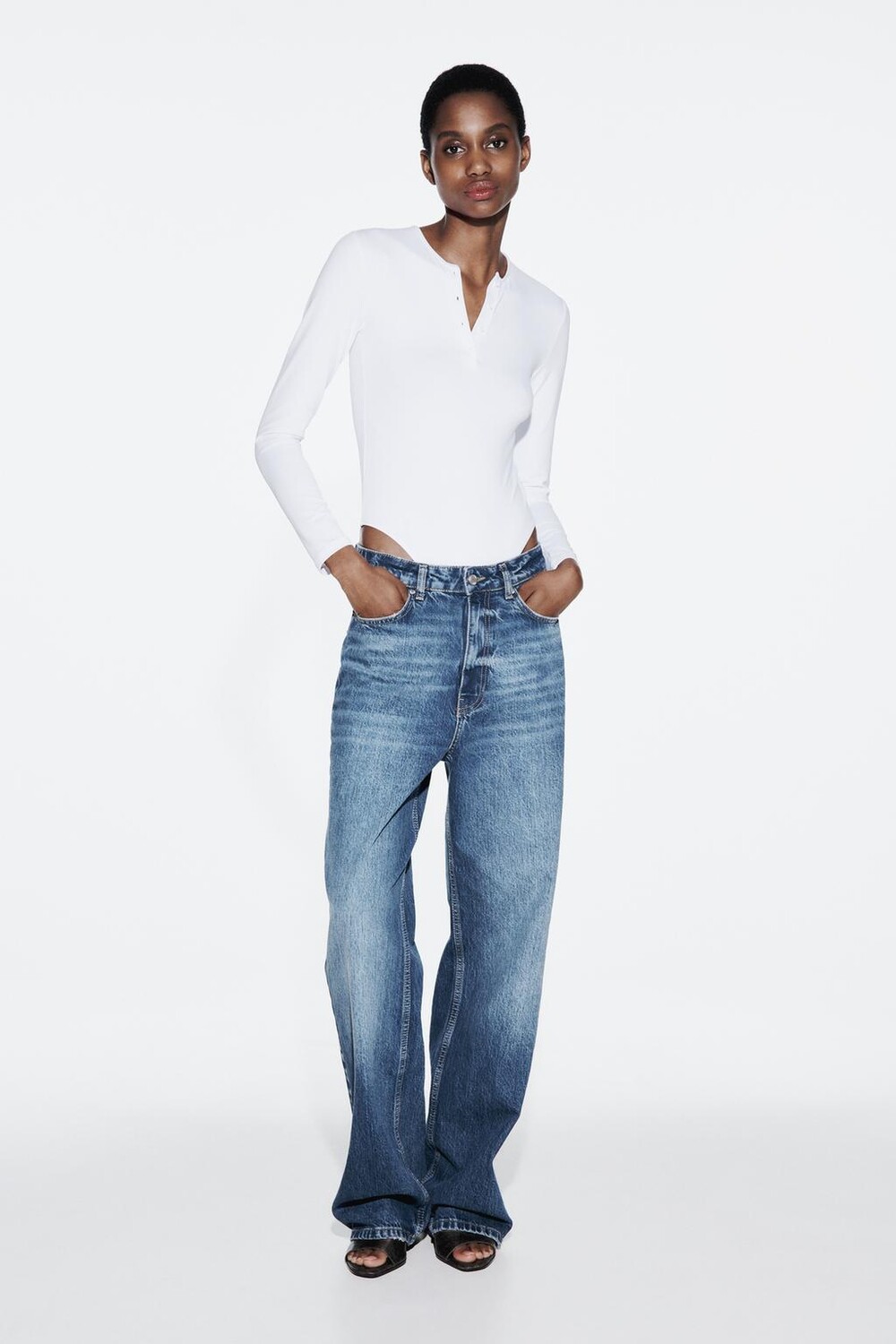 

Боди хенли полиамидный ZARA, белый