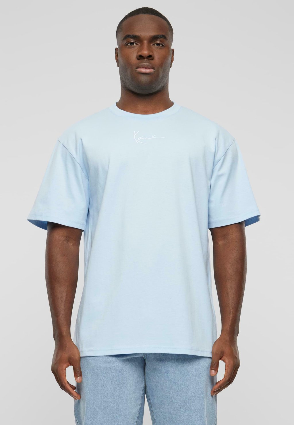 цена Базовая футболка SMALL SIGNATURE ESSENTIAL TEE Karl Kani, цвет light blue
