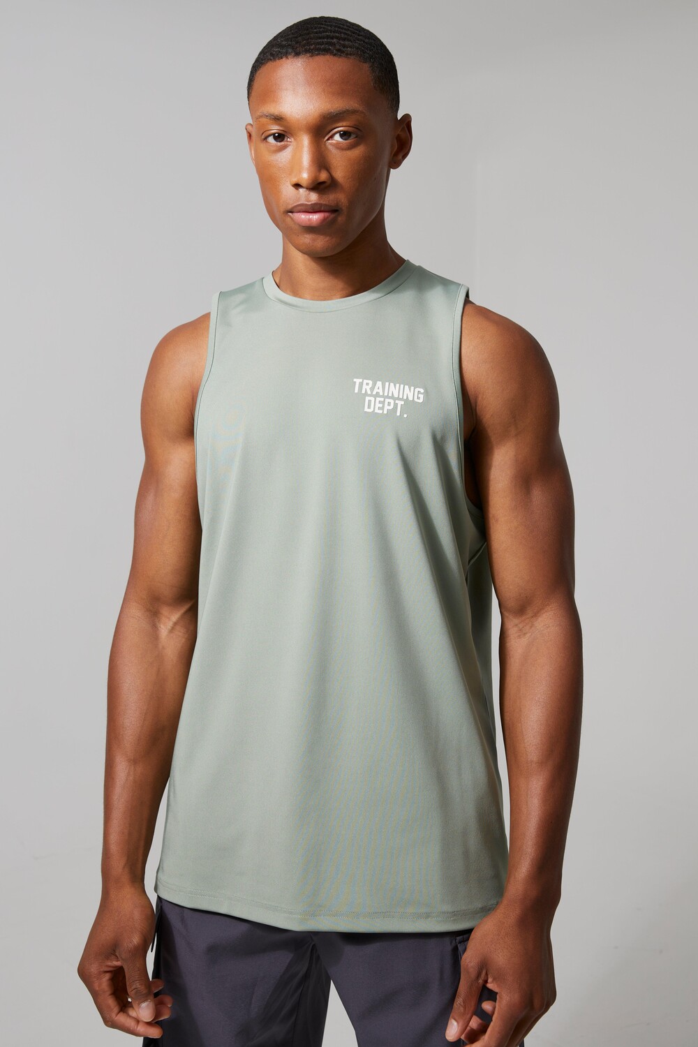 

Мужской жилет active training dep performance Boohoo, шалфей