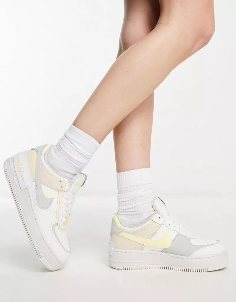 

Кроссовки Nike Air Force 1 Shadow пастельных тонов
