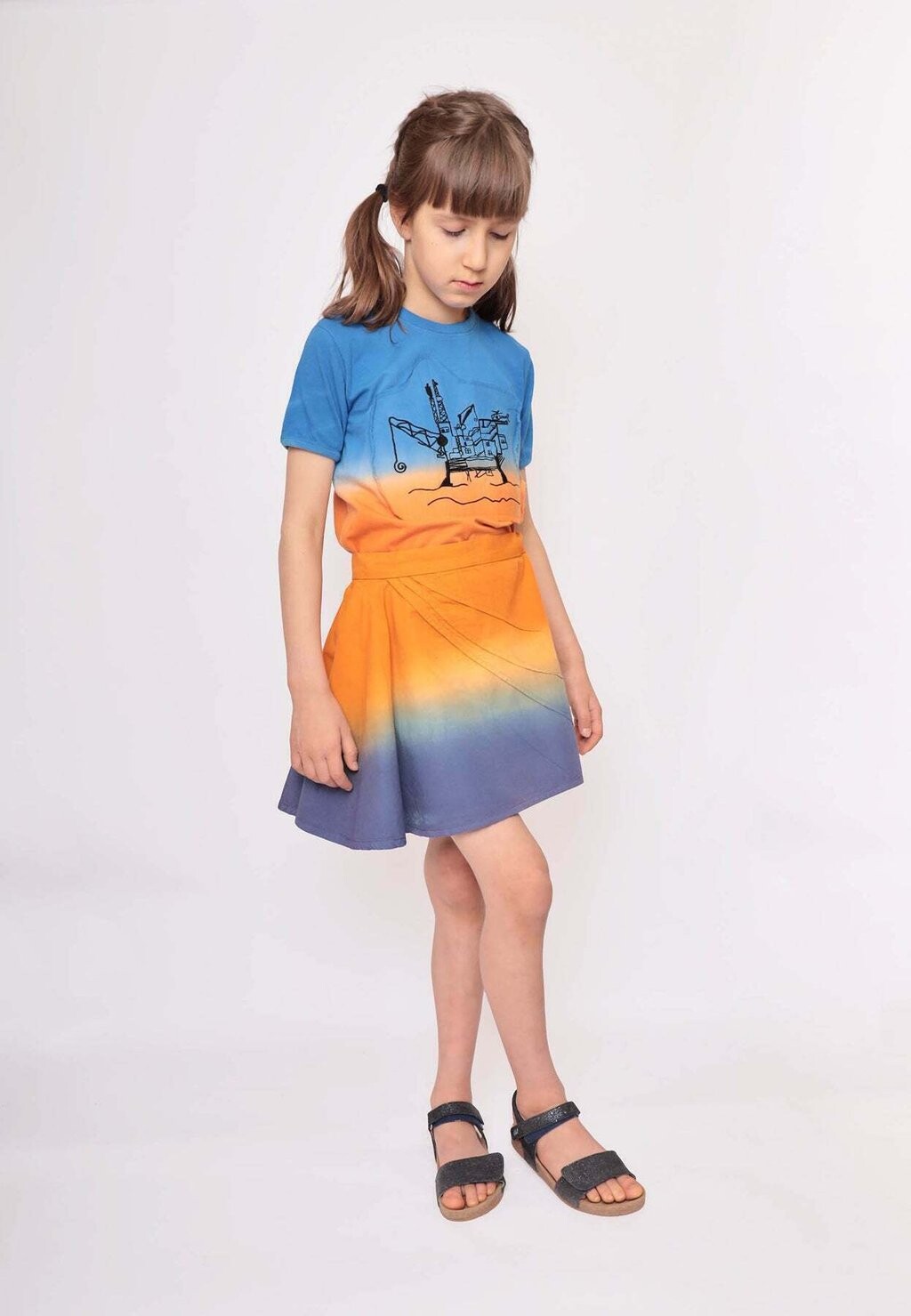 

Юбка А-силуэта DIP DYE BY HAND Infantium Victoria, цвет orange blue gradient
