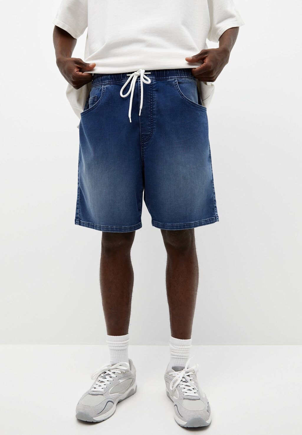 

Джинсовые шорты PULL&BEAR