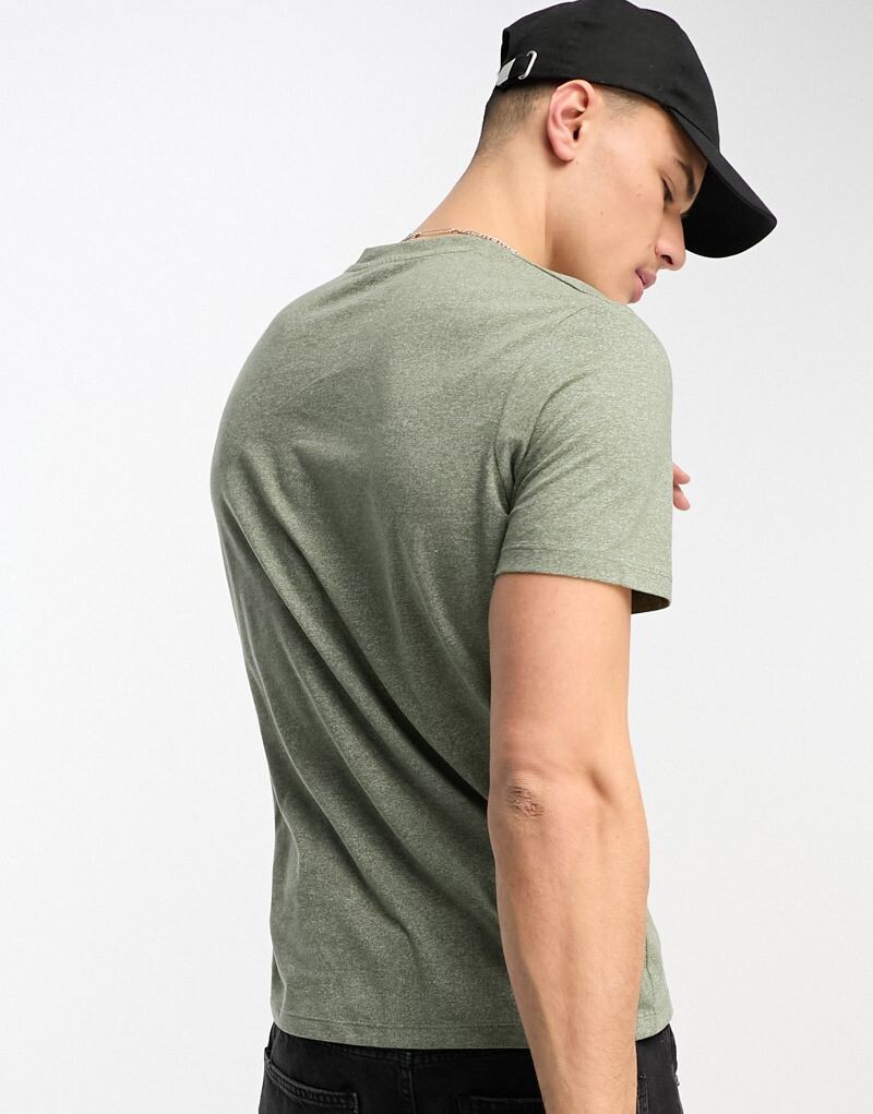 

Бледно-зеленая футболка Jack & Jones с логотипом на груди