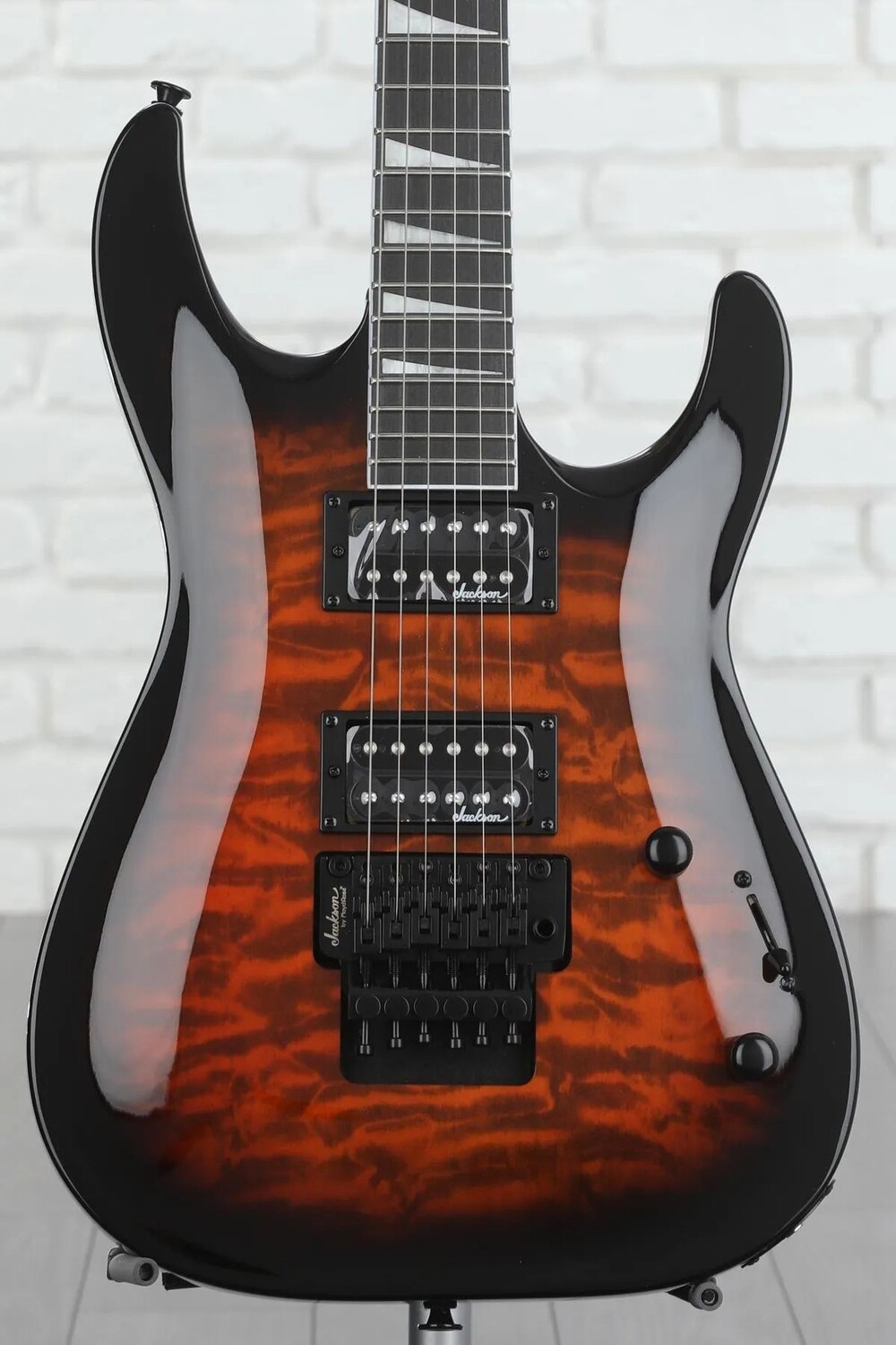 

Топ Jackson Dinky Arch Top JS32Q DKA - Dark Sunburst