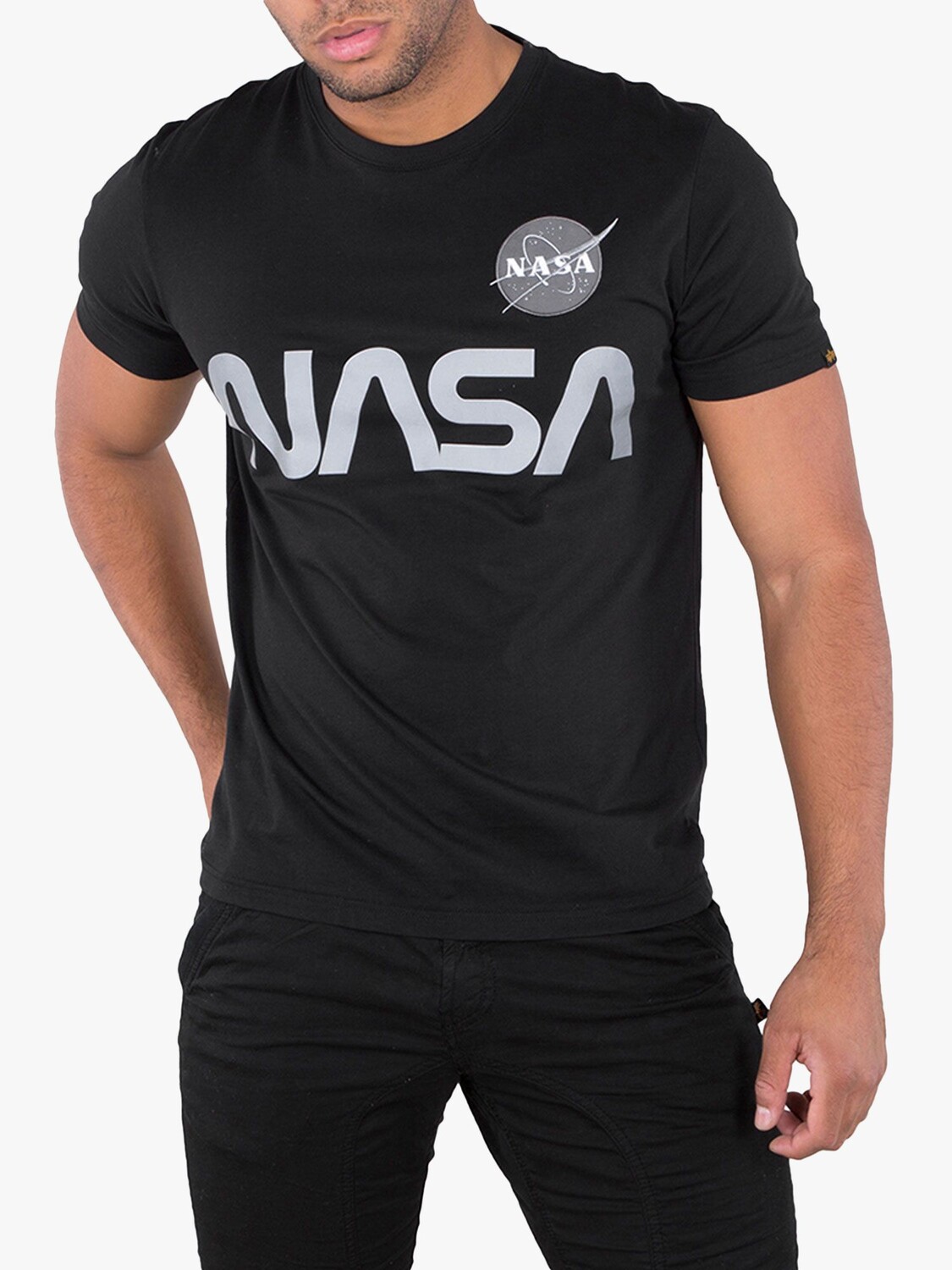 

Футболка с круглым вырезом со светоотражающим логотипом Alpha Industries X NASA, черная, Черный