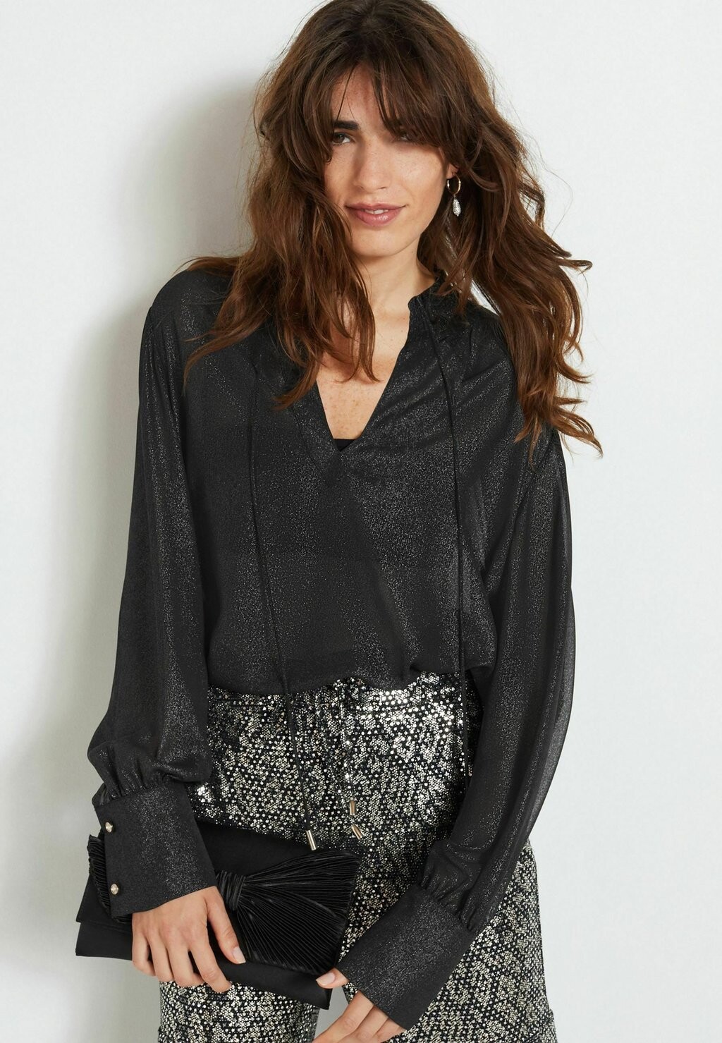 

Блузка SHEER TIE NECK LONG SLEEVE Next, цвет black sparkle
