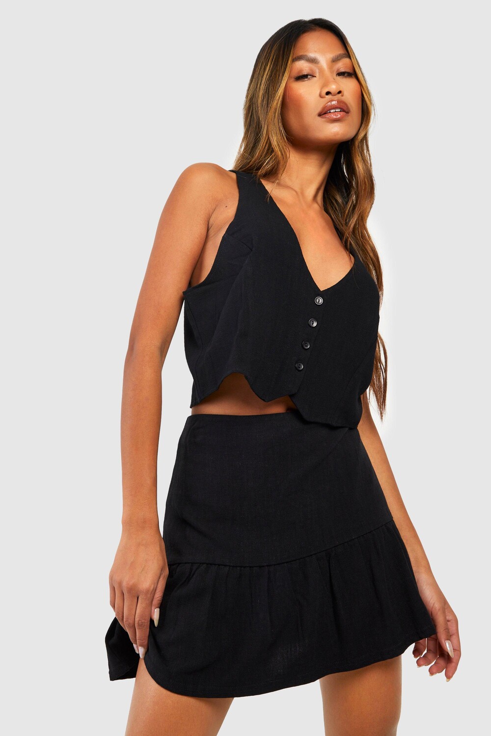 

Мини-юбка из льняной смеси с заниженным подолом Boohoo, черный