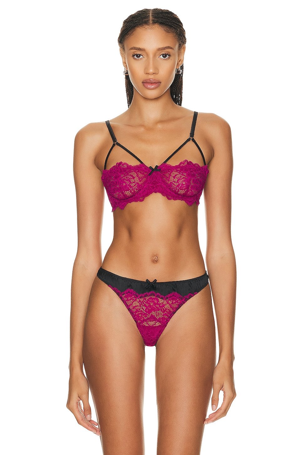 

Бюстгальтер Fleur Du Mal Roxy Lace Half Cup, цвет Magenta