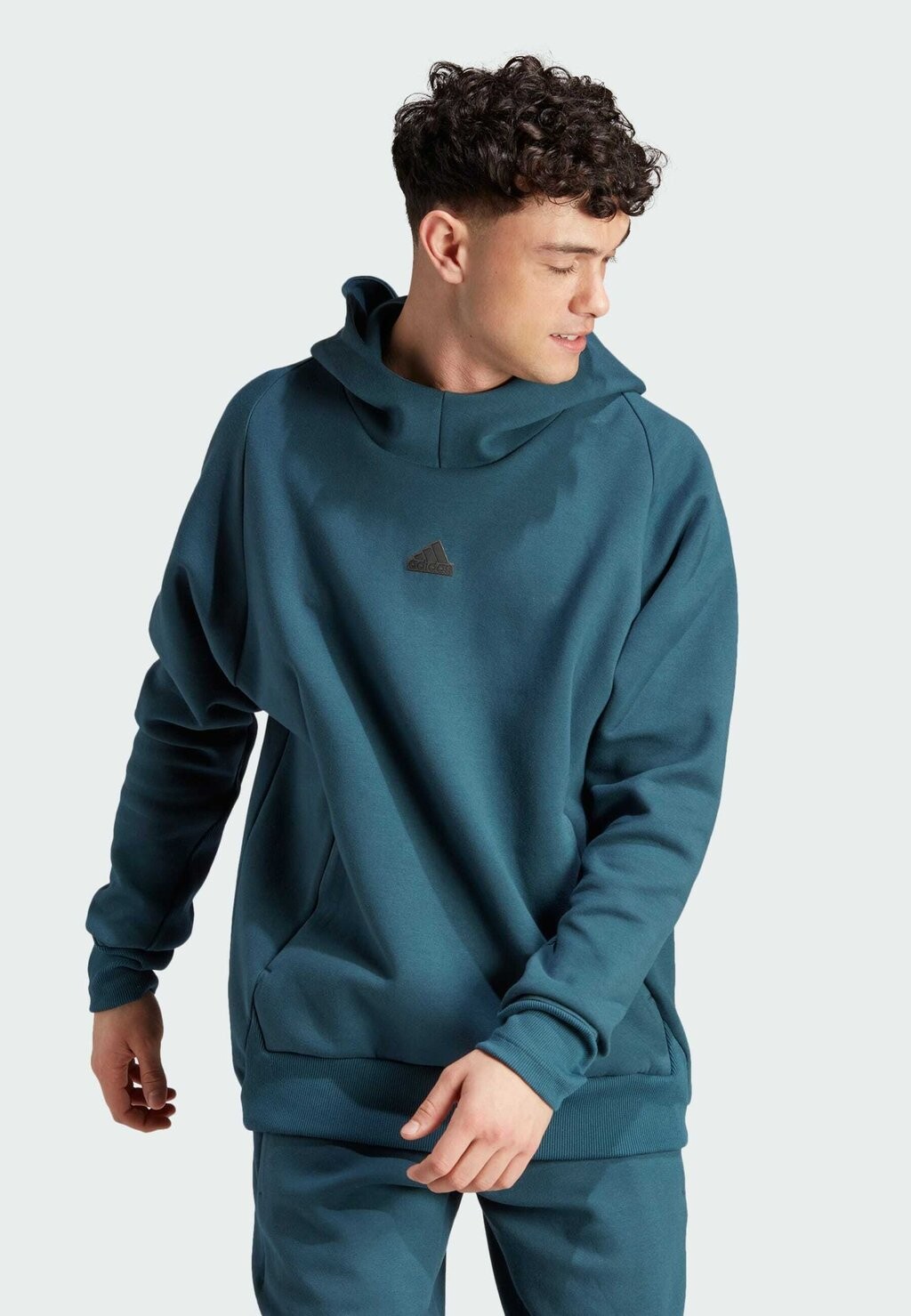 

Худи Adidas