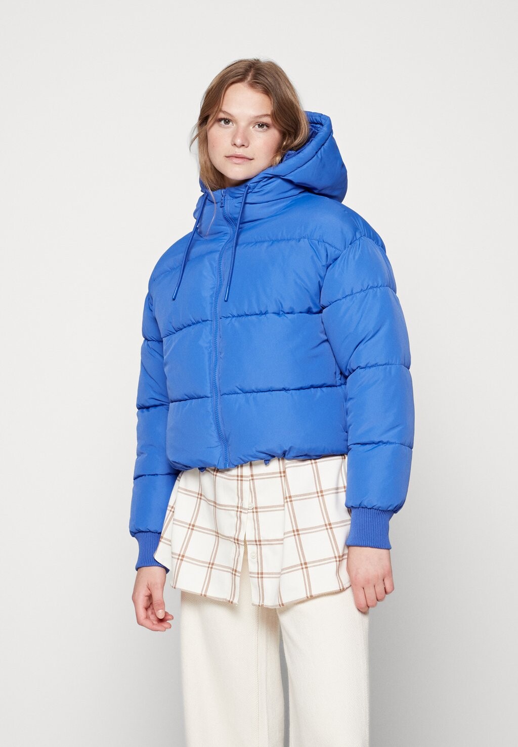 

Зимняя куртка Monki