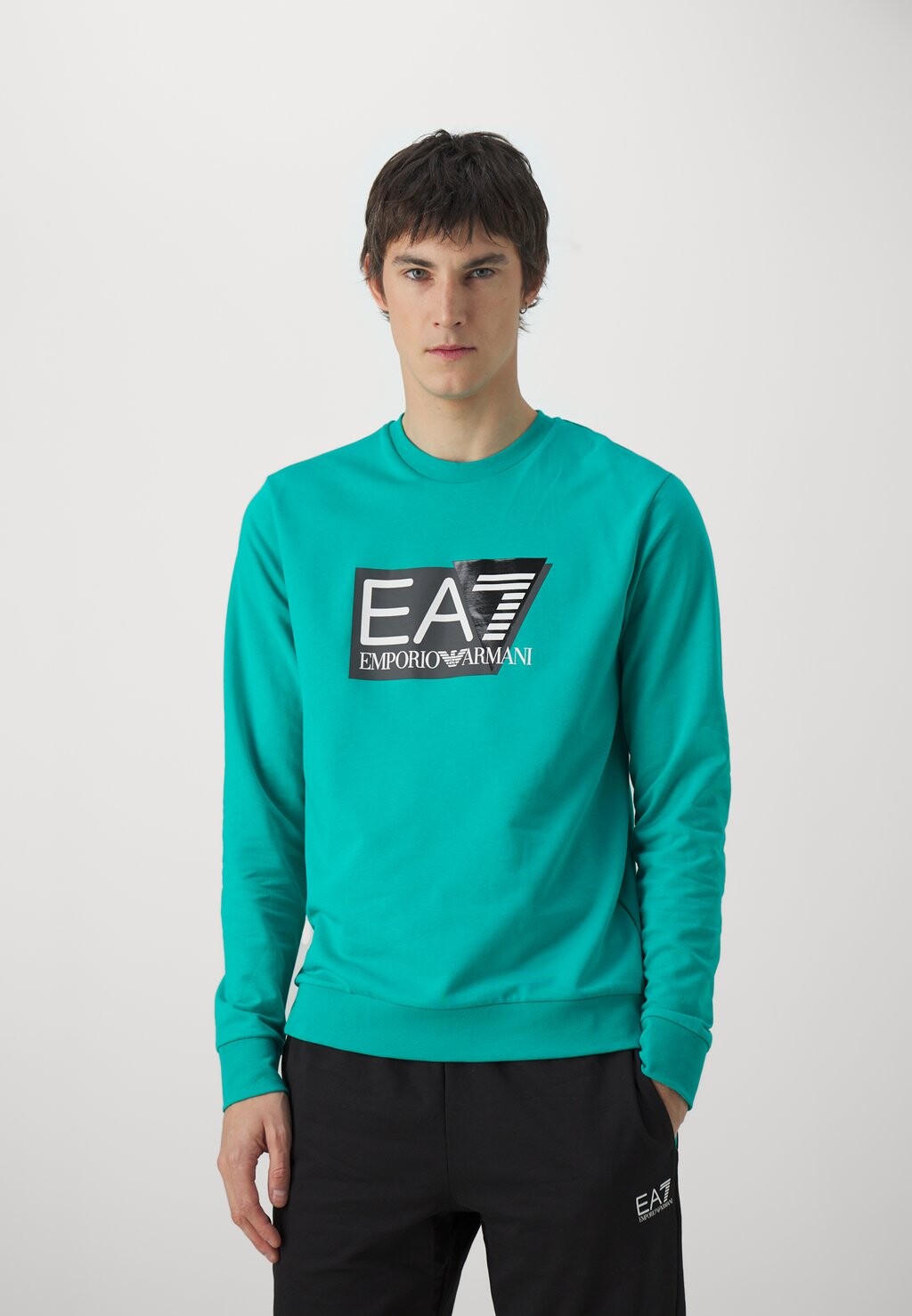 

Спортивный костюм EA7 Emporio Armani, мультиколор