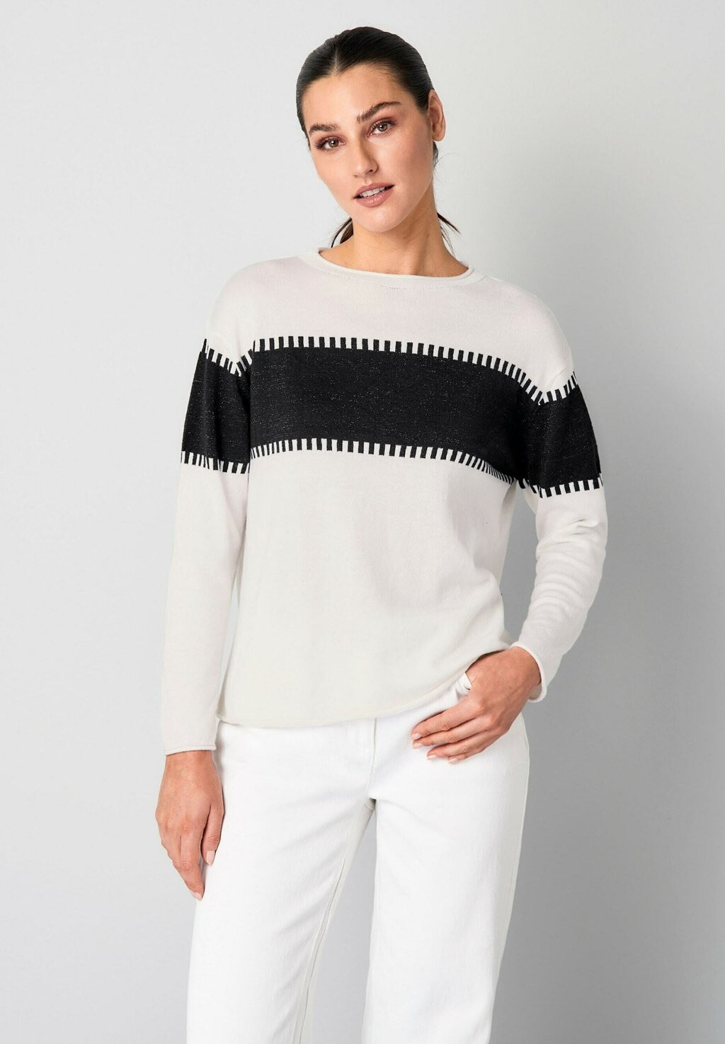 

Джемпер Alba Moda