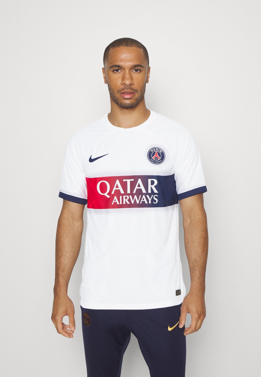 

Спортивная футболка Nike Paris Germain Match, белый / темно-синий