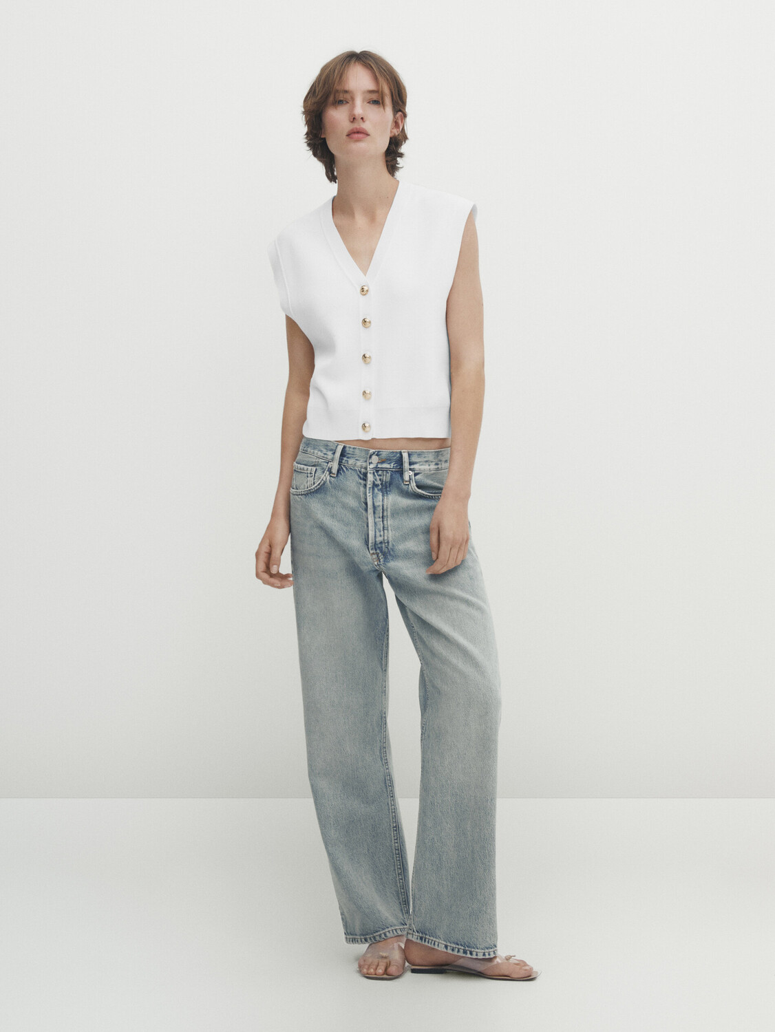 

Вязанный жилет с золотыми пуговицами Massimo Dutti, кремовый