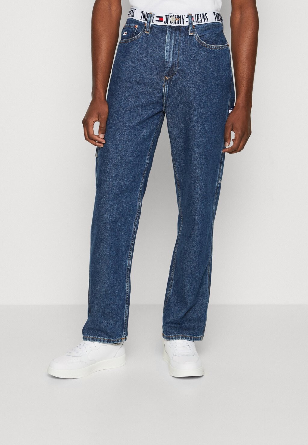 

Джинсы свободного кроя Tommy Jeans