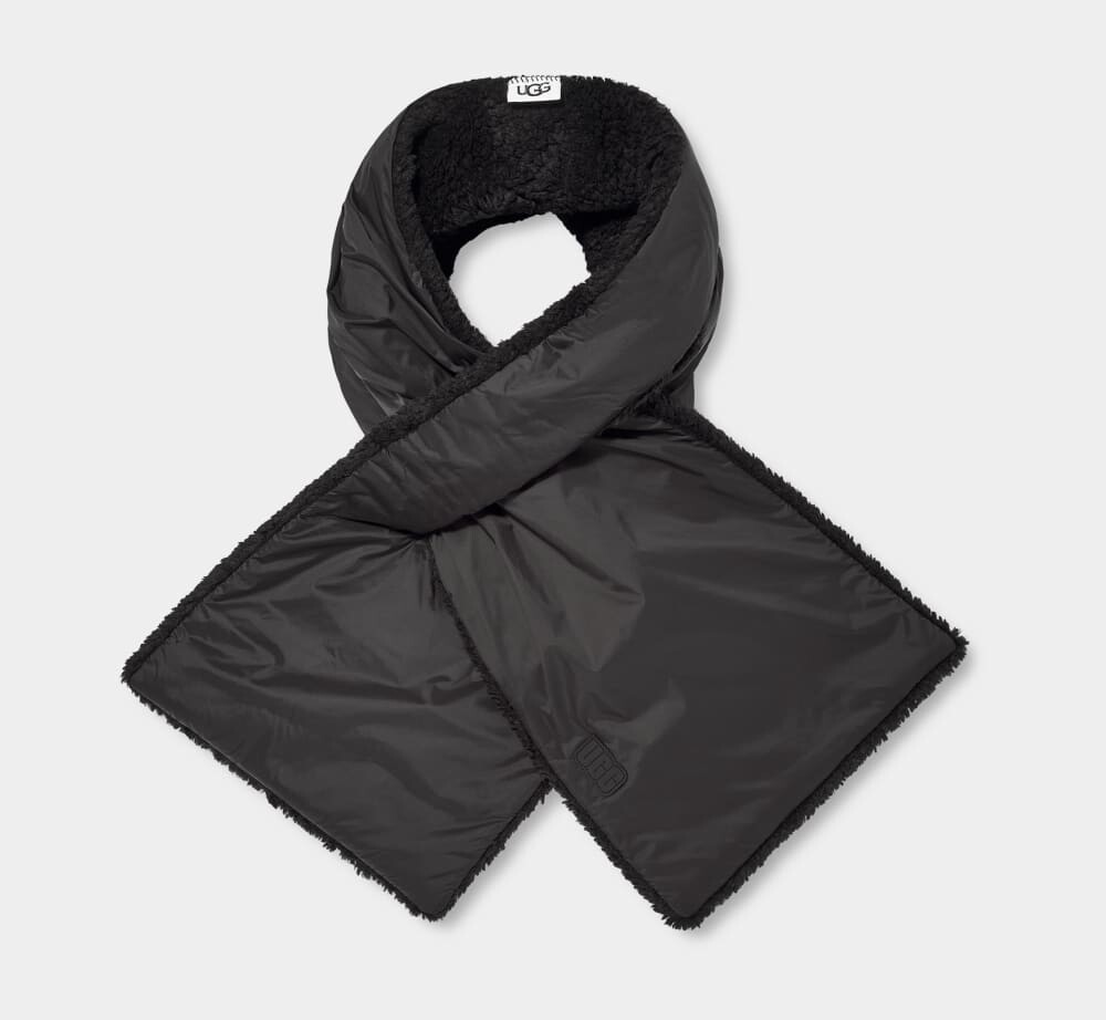 

Шарф AW Pull Thru Scarf UGG, черный