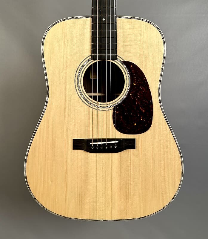 

Акустическая гитара Eastman E20D Adirondack Spruce & Rosewood