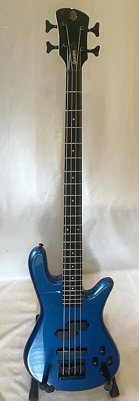 

Басс гитара Spector PERF4MBL Performer 4 -Metallic Blue