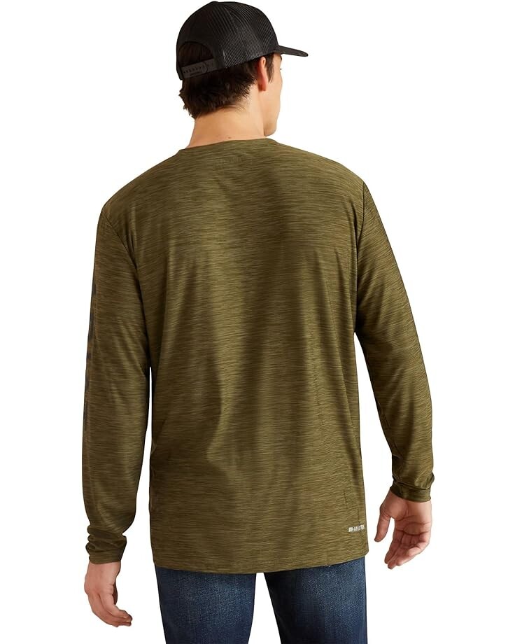 

Футболка Ariat Charger Logo T-Shirt, цвет Brine Olive