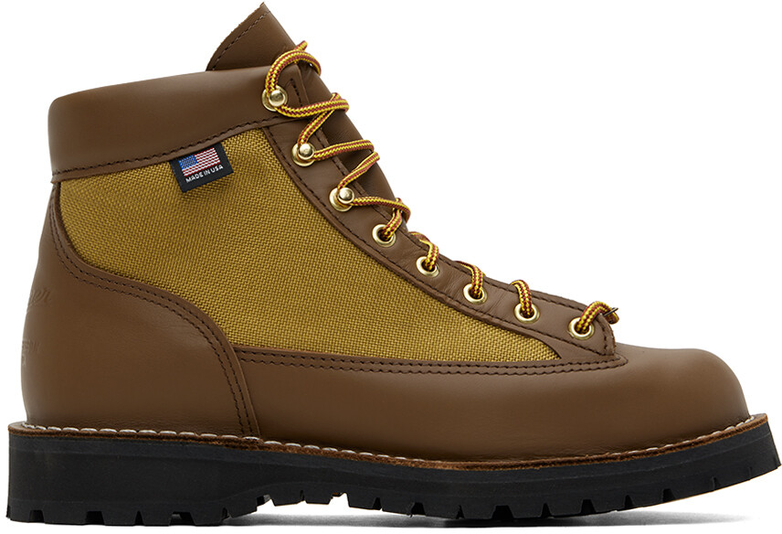

Хаки и коричневые легкие ботинки Danner