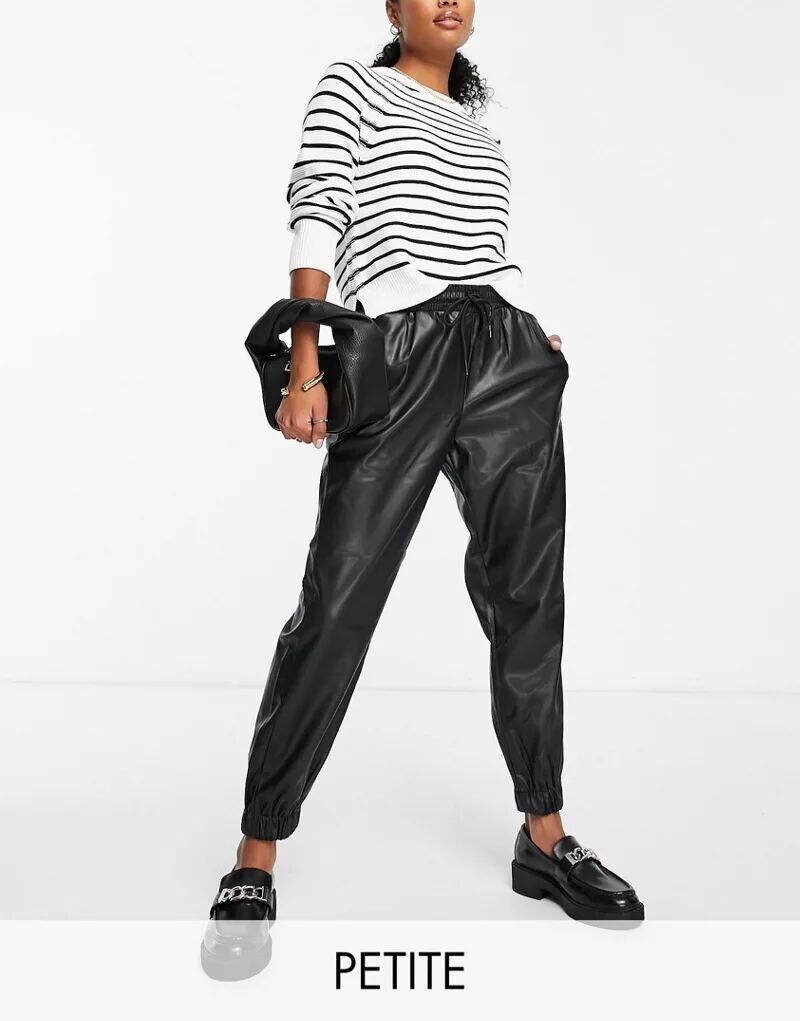 

Черные спортивные брюки под кожу Vero Moda Petite с завязкой на талии, Серый