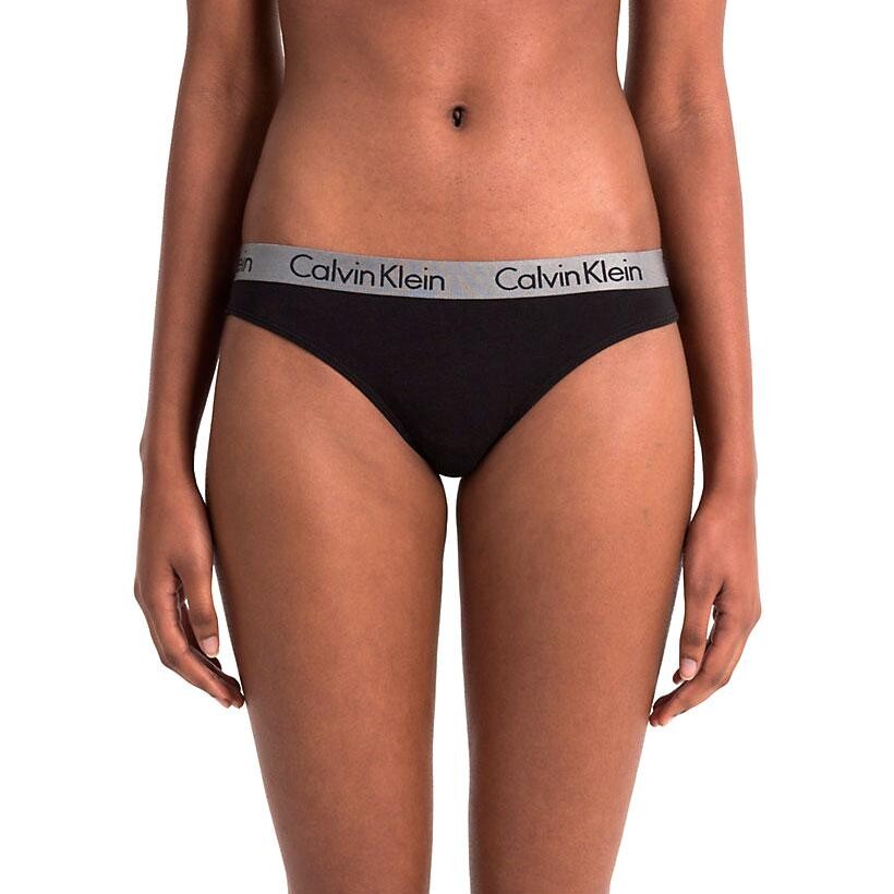 

Стринги Calvin Klein Radiant Cotton, черный