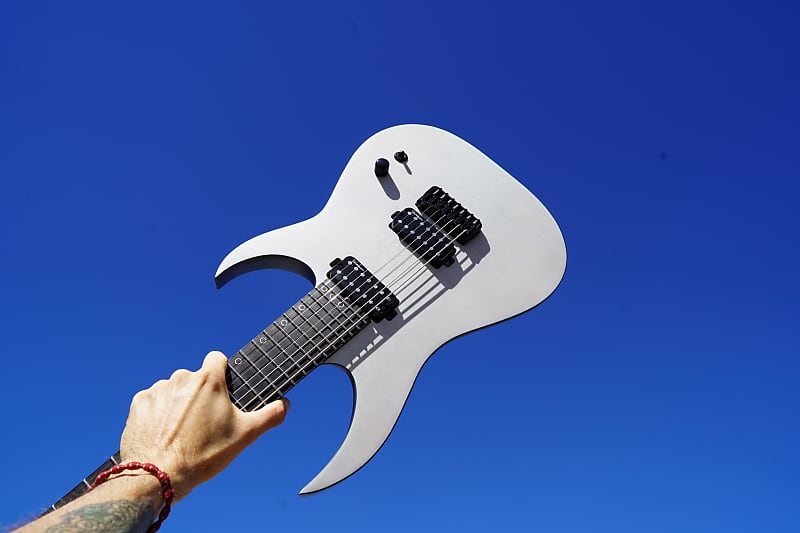 Электрогитара Schecter DIAMOND SERIES KM-7 MK-III Legacy - Transparent White Satin 7-String Electric Guitar миди клавиатура novation 61 sl mk iii