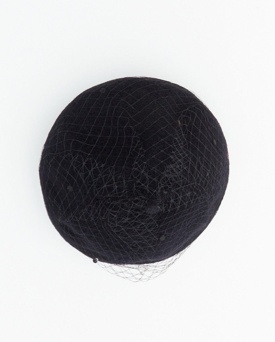 

Берет из сетки Event Sfera, черный