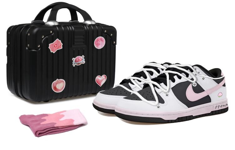 

Женские кроссовки для скейтбординга Nike Dunk