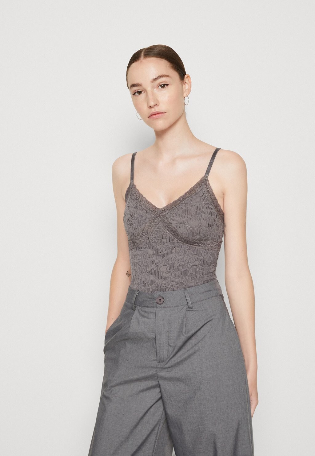 

Топ BDG Urban Outfitters