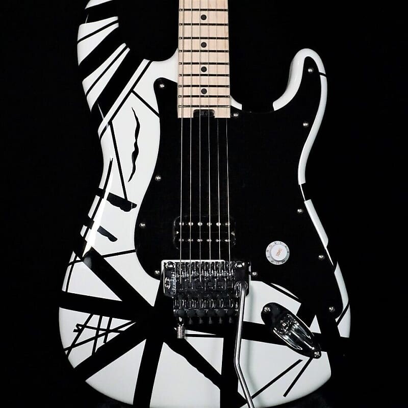 

Электрогитара EVH Striped Series White with Black Stripe Guitar