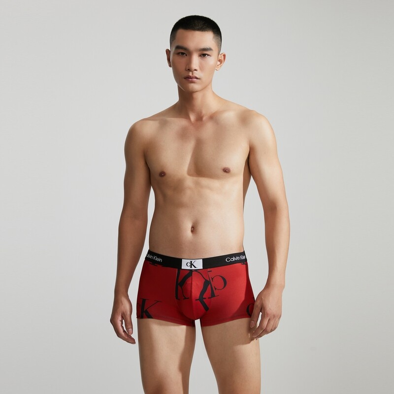 

Трусы-боксеры мужские Calvin Klein с заниженной талией, белый