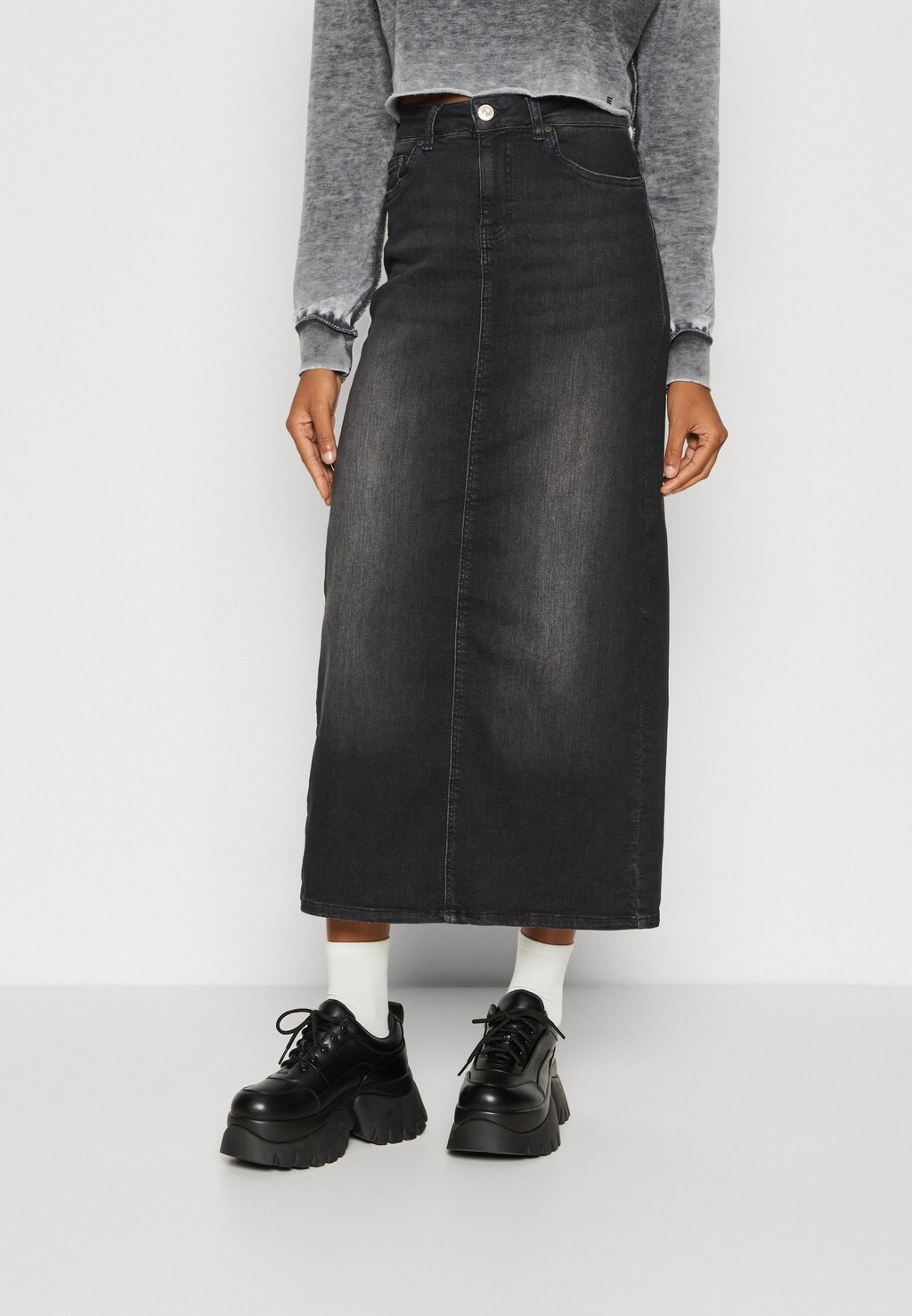 

Топ Vaquera BDG Urban Outfitters ЮБКА МИДИ, черный